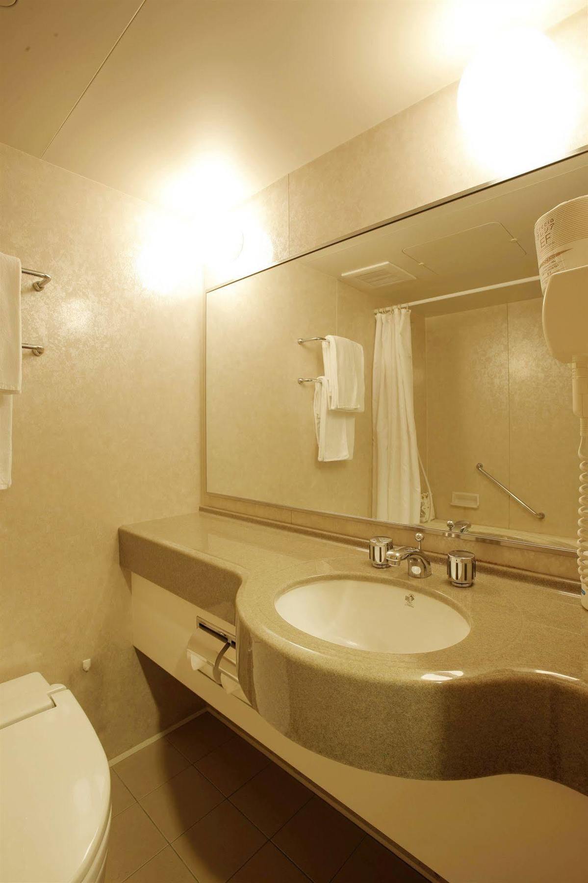 Hotel Lumiere Kasai Tokió Kültér fotó